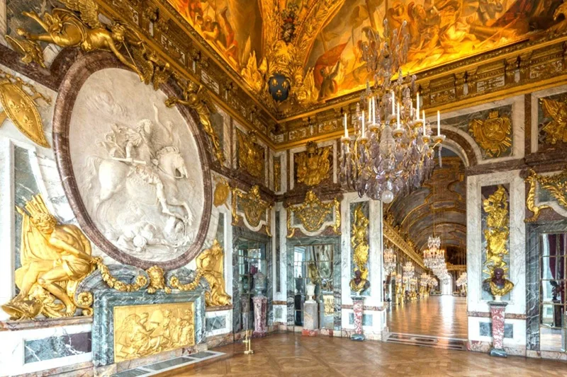 cung dien versailles